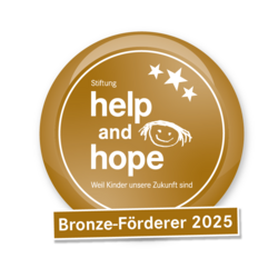 Auszeichnung Button help and hope Stiftung, Bronze-Förderer 2025